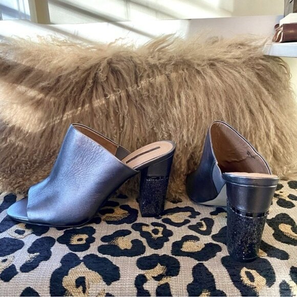 TAHARI Leather glitter heel mules - NWOB! - Picture 6 of 10